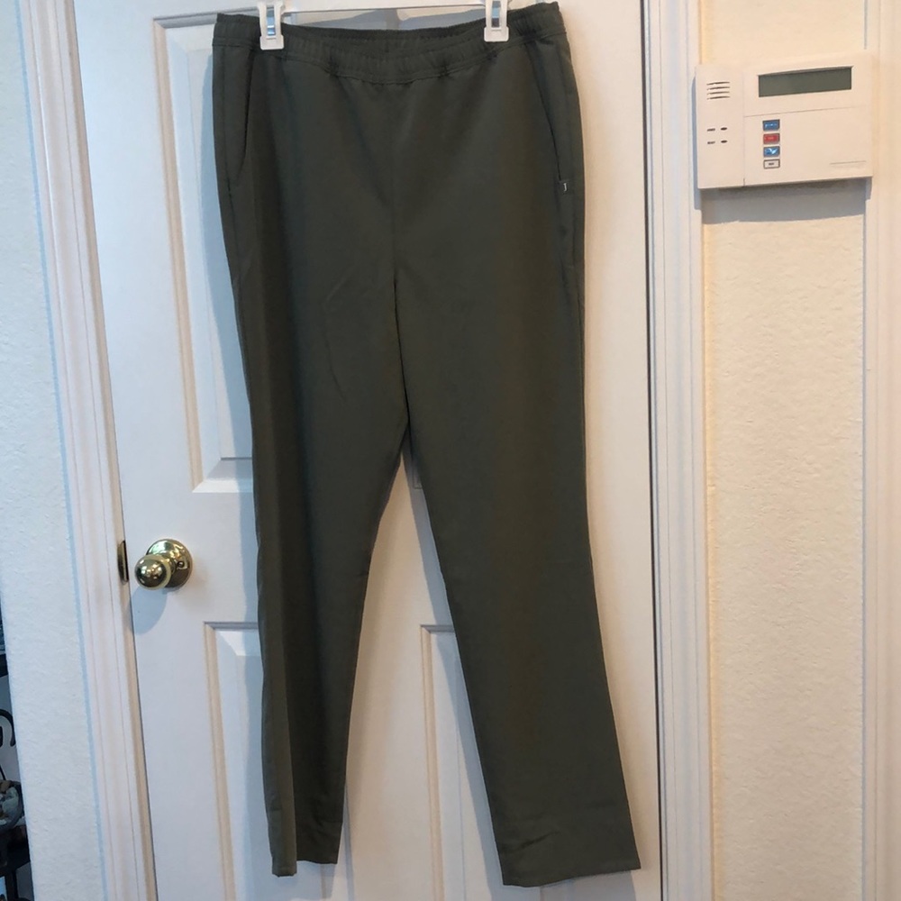 Women’s scrub pants jaanuu